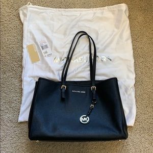 Michael Kors Large Jet Set Travel Black Purse